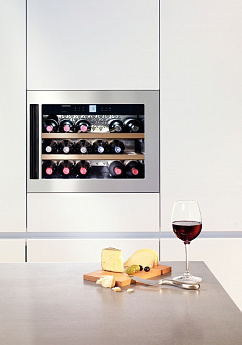картинка Встраиваемый винный шкаф Liebherr WKEes 553 